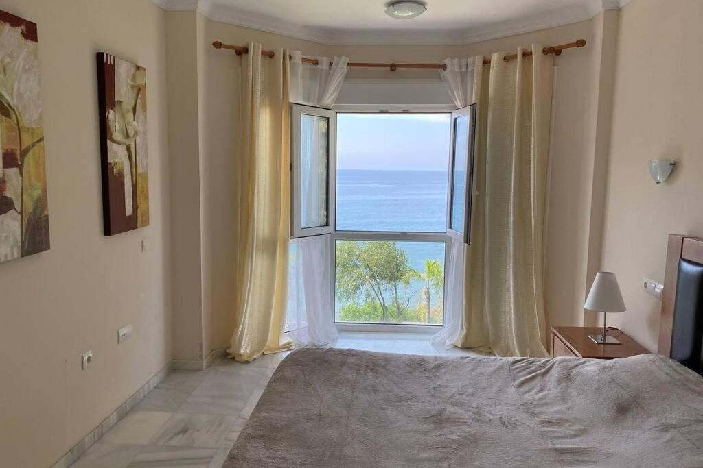 Estepona Seaview Apartment Seletur Exterior photo